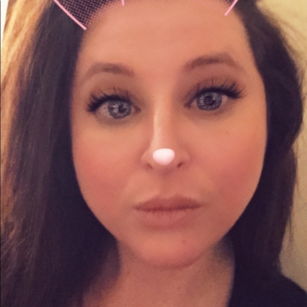 Meet your Posher, Jen